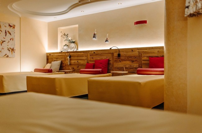 Wald-Stille Ruheraum mit Wasserbetten