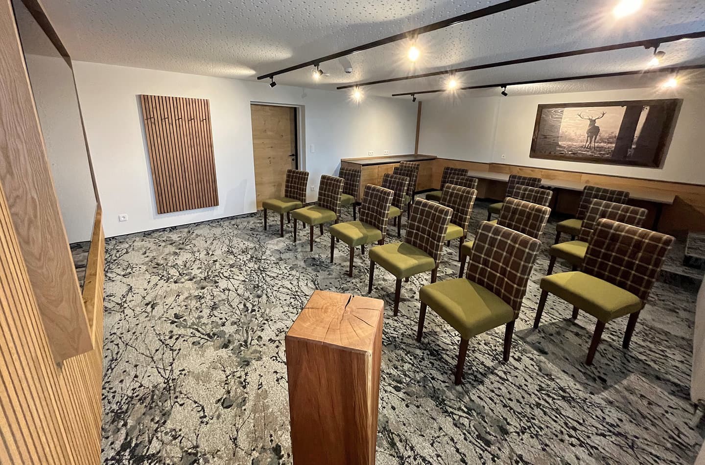 Seminar room for smaller groups