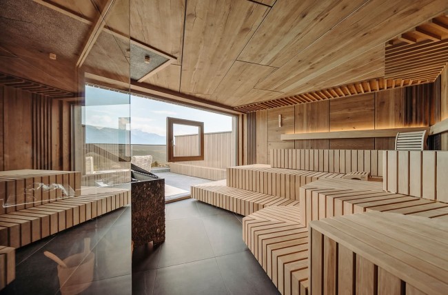 Panoramasauna mit Dachsteinblick